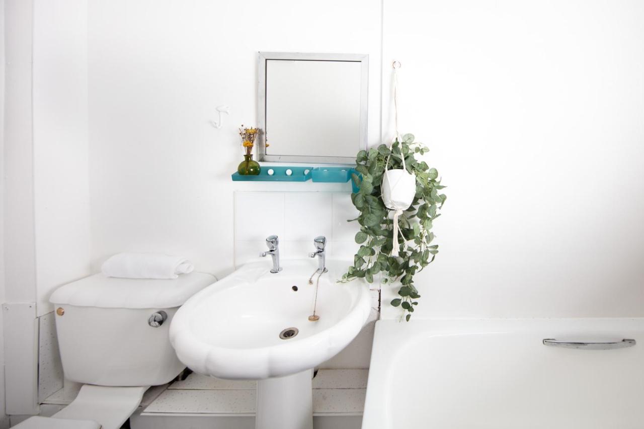 Fab Arthur Seat Views, Old Town Apartment Edinburgh Eksteriør billede
