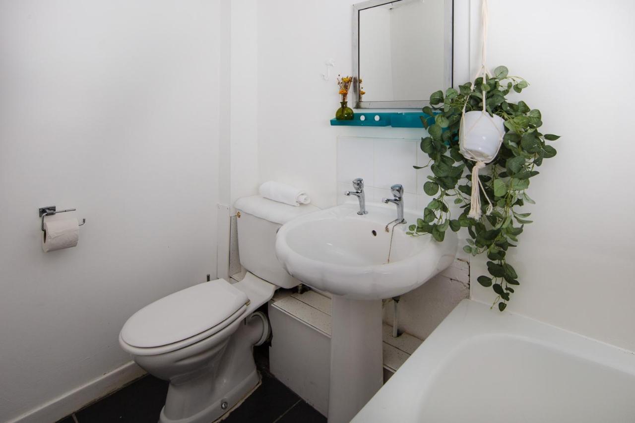 Fab Arthur Seat Views, Old Town Apartment Edinburgh Eksteriør billede